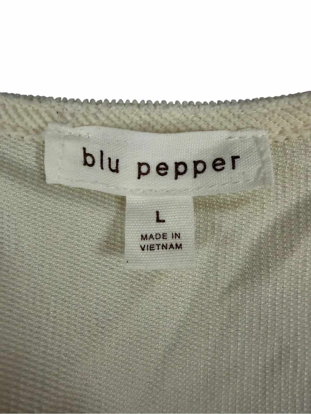 Blu Pepper Cream Button-Front Tiered Puff Sleeve Dress